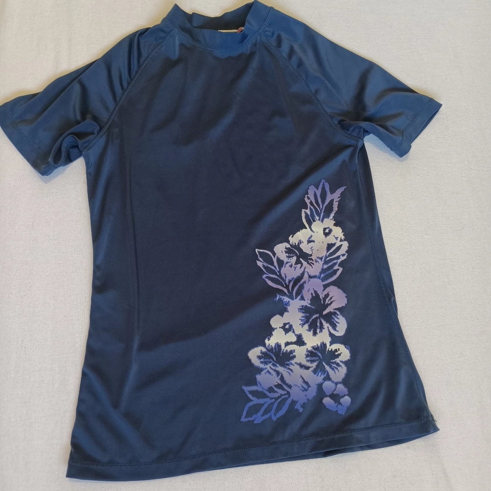 Okanu Sz Sm Blue With Tropical Flowers Swim Shirt